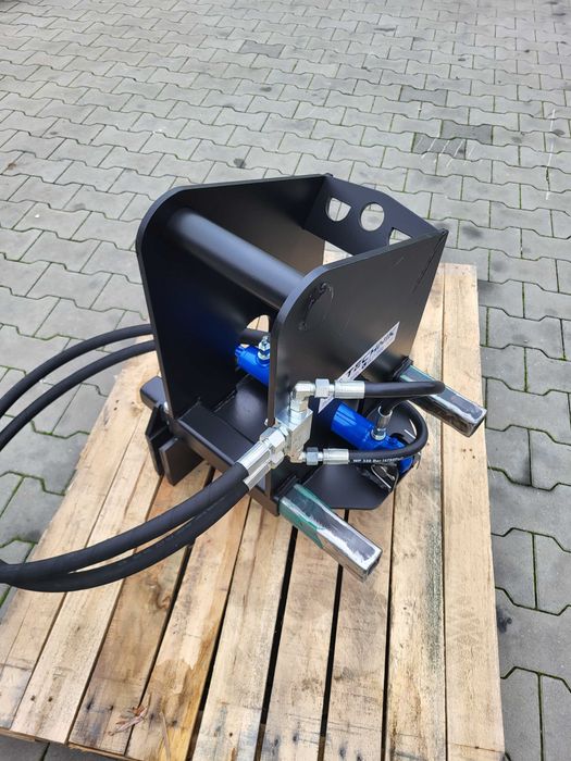 Chwytak hydrauliczny do słupków