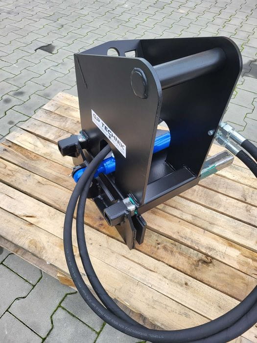 Chwytak hydrauliczny do słupków
