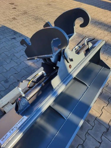 Łyżka skarpowa hydrauliczna