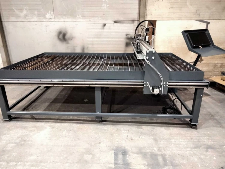 Ploter plazmowy CNC 3000x1500 / 3100x1600