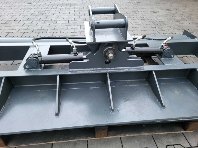 Niwelator hydrauliczny / łata niwelująca
