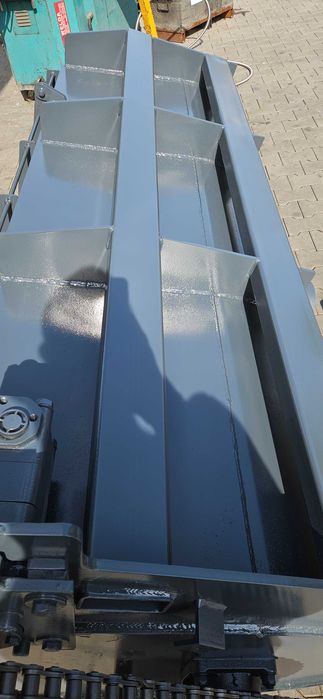Mieszalnik hydrauliczny do betonu i paszy